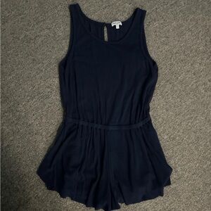 Splendid girls Romper sz 10 navy